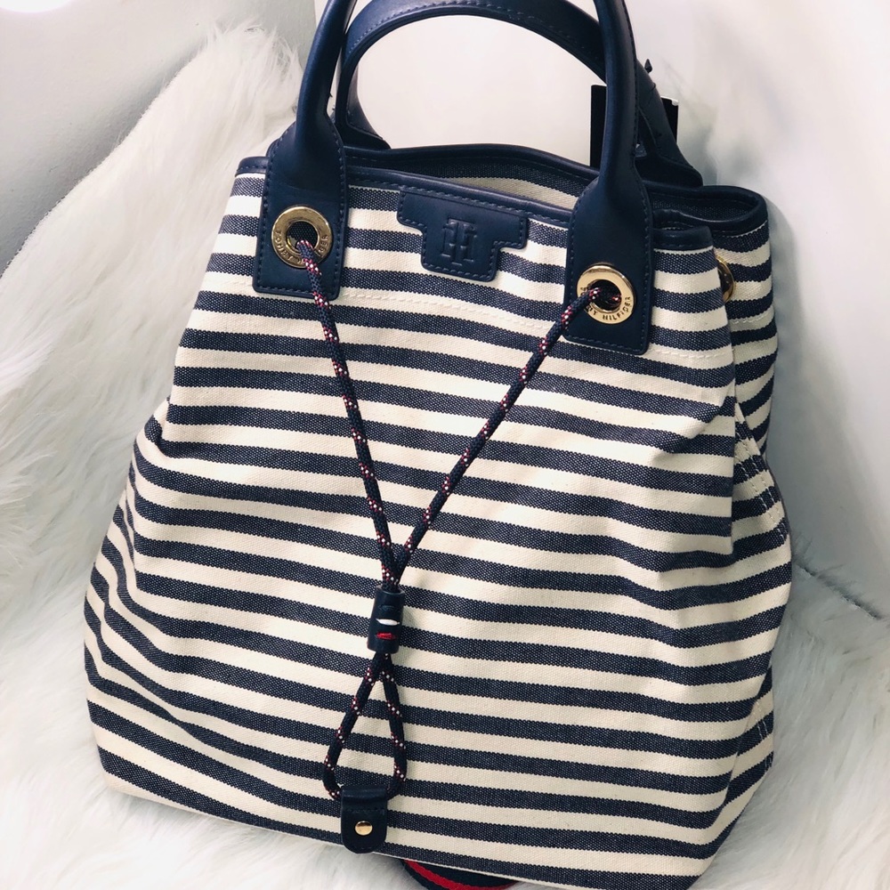 Tommy Hilfiger bag